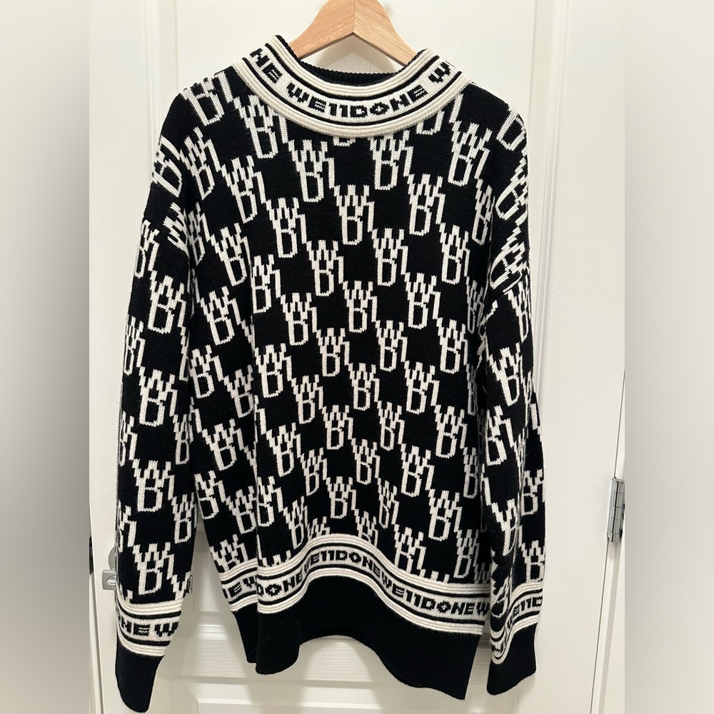 WE11DONE Monochrome Turtleneck Sweater